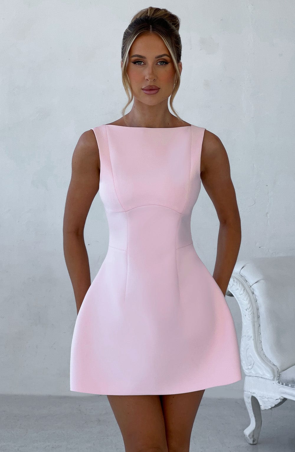 SIENNA BACKLESS MINI - DRESS - BLUSH